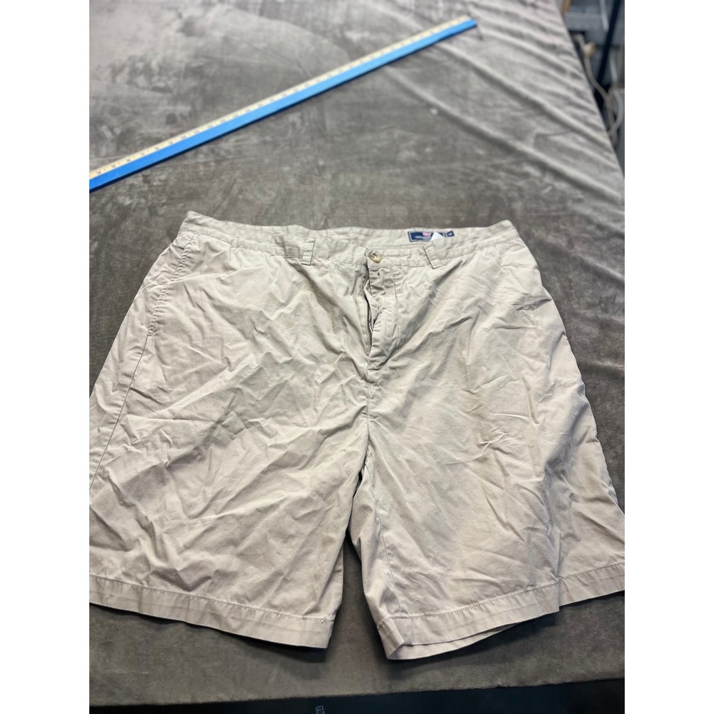 Vineyard Vines Mens Khaki Chino Shorts Tan Cotton Size 42‎ Flat Front Preppy